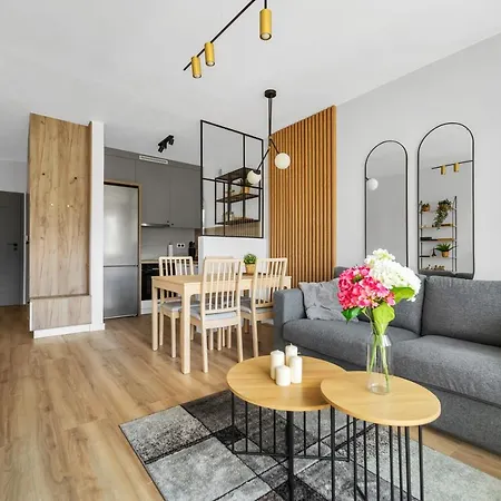 Powisle Business - Balcony, Workspace - By Rentujemy Apartment